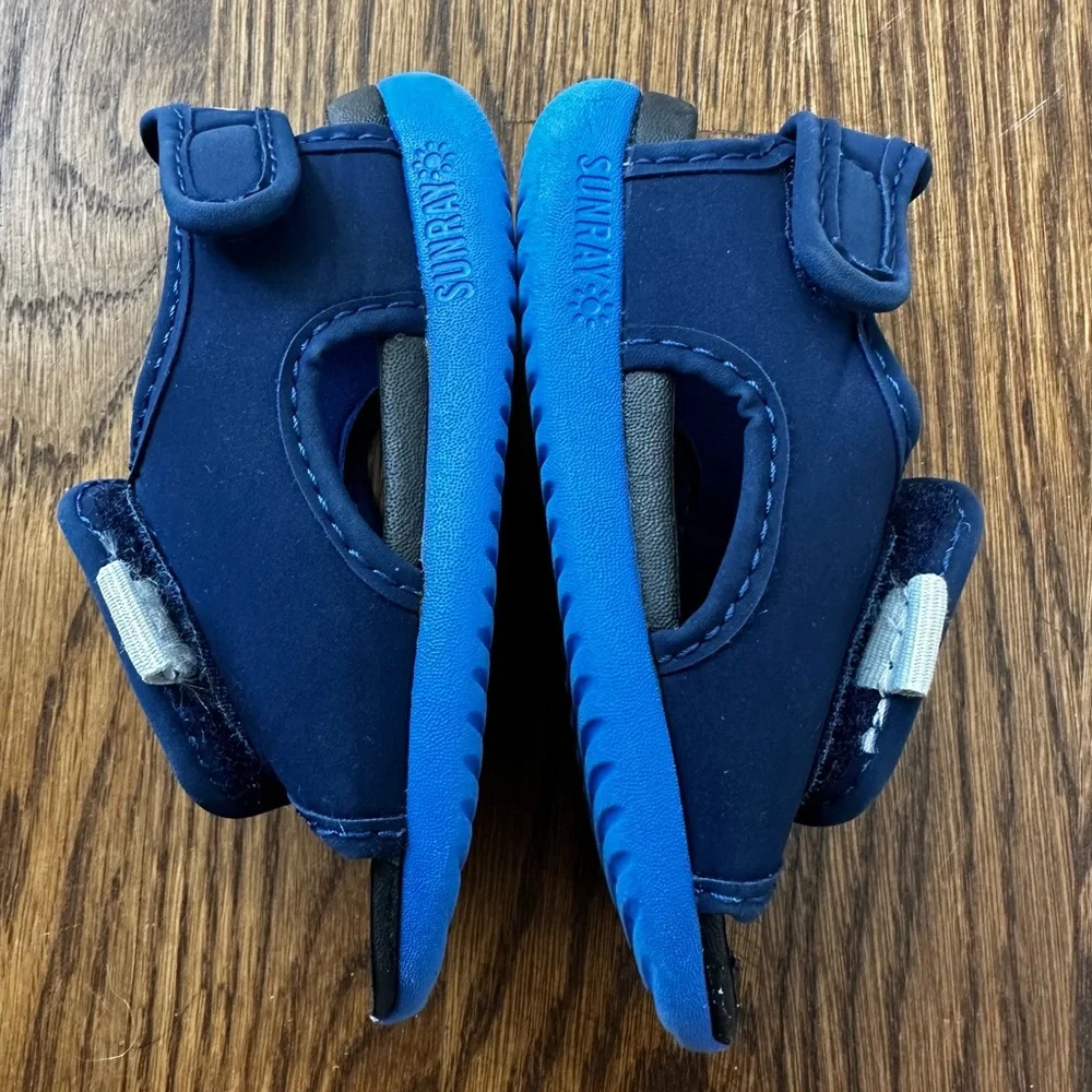 Nike Navy Blue Toddler Sandals, size 6